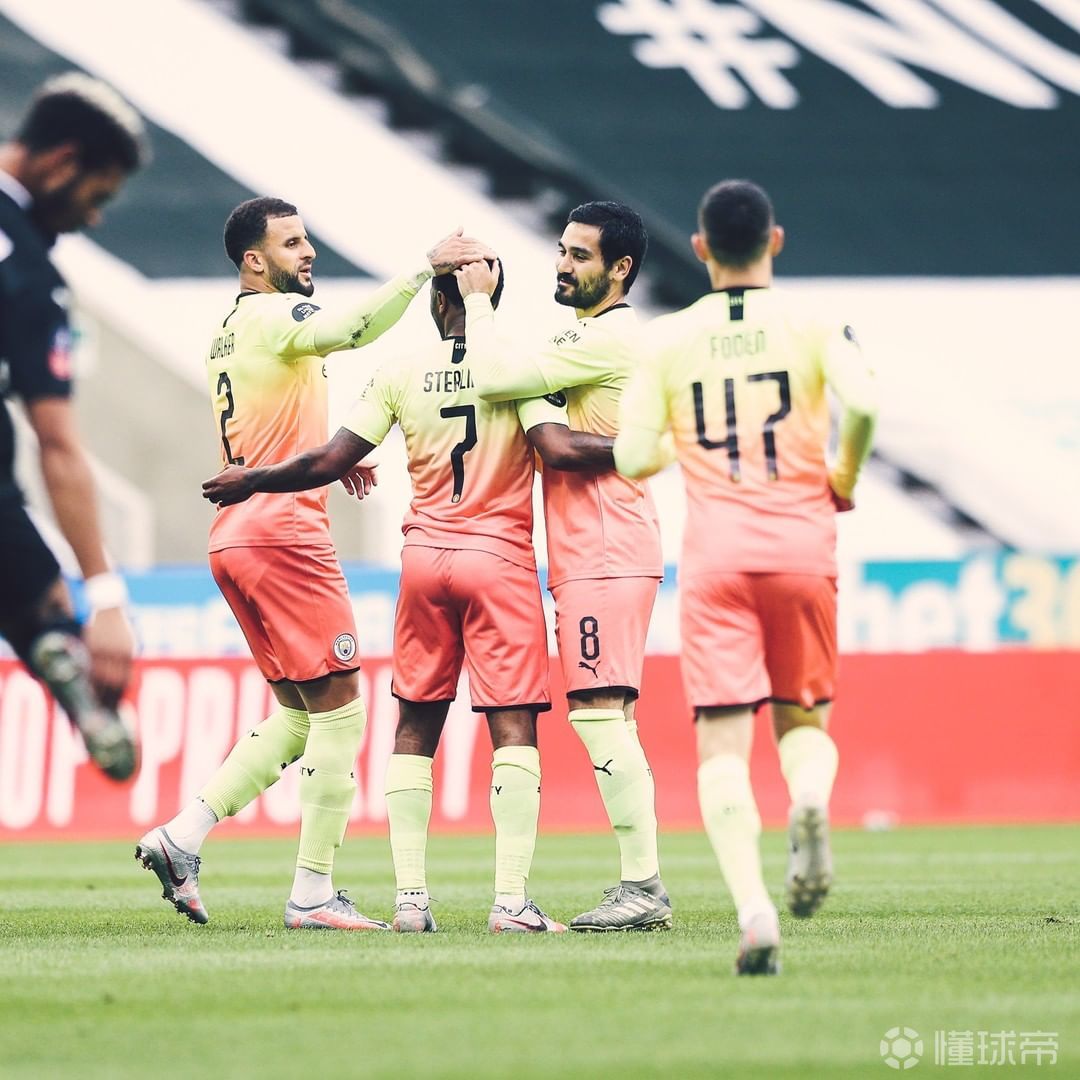 九游唯一入口-今晚体能课后；瓦伦西亚状态回暖备战足总杯；引发热议；资深球员宣示担当