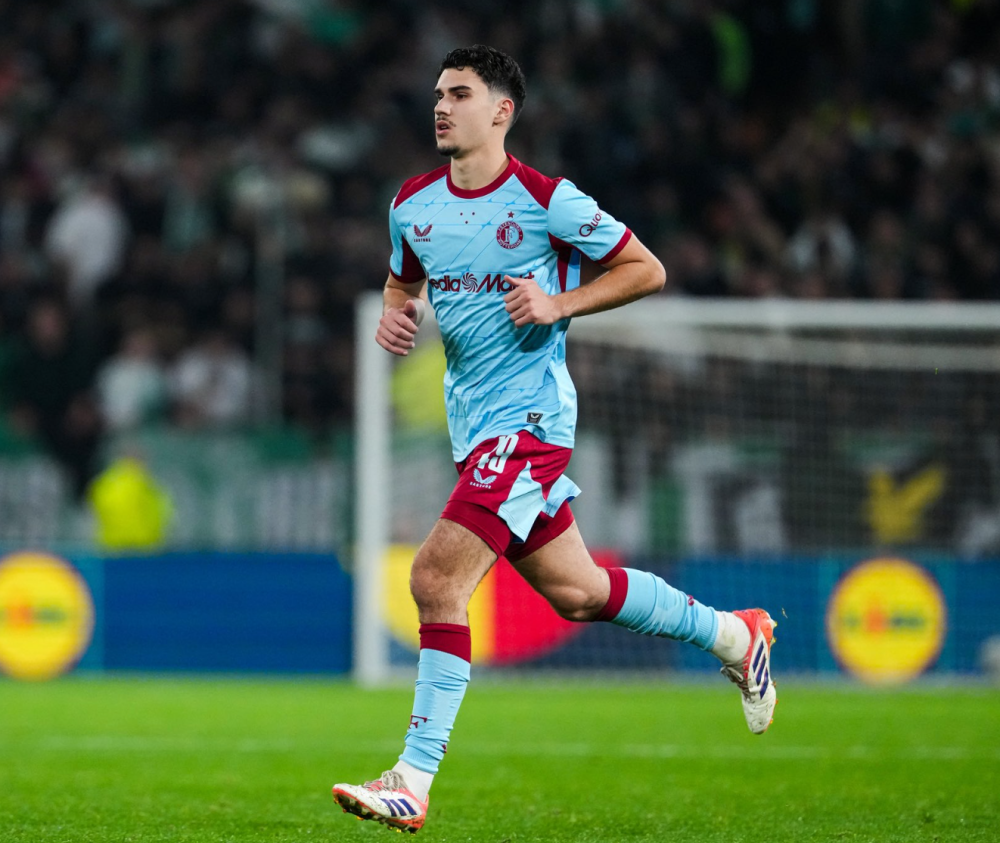 埃因霍温迎荷甲关键赛，赛前篮板制胜，目标明确，心理建设被强调的简单介绍